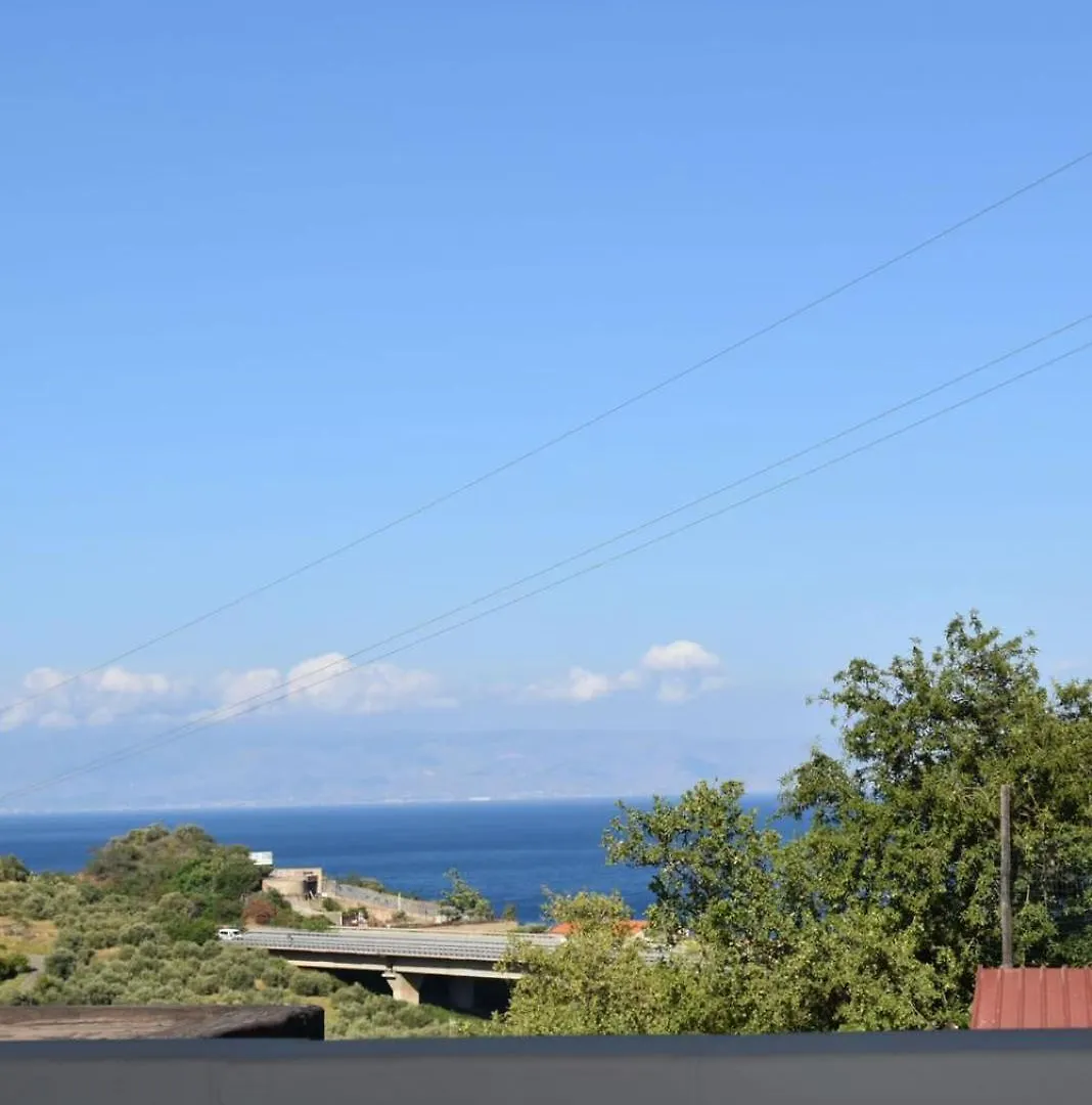 شقة Casa Vacanze Agata سانتا تيريزا دي ريفا إيطاليا